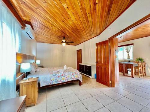 Apartamento Roatan Lodge 504 @sunset Villas, West End