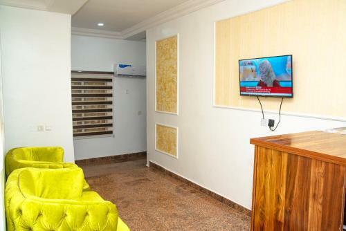 Hotel Enland Suites & Apartments