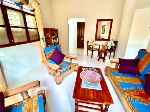 Hostal Villa Orchid Beach Guest House