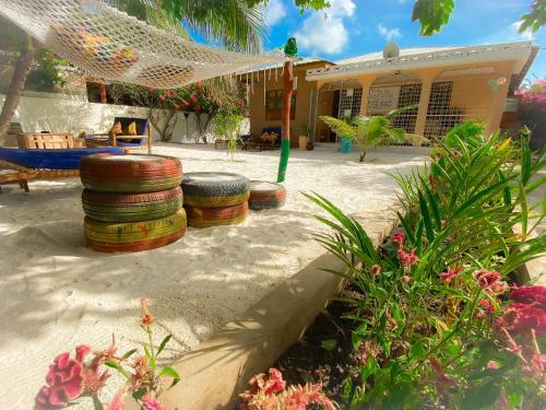 Hostal Villa Orchid Beach Guest House