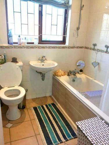 Apartamento The Speckled Egg, 4 Promenade Rd, Lakeside, Cape Town