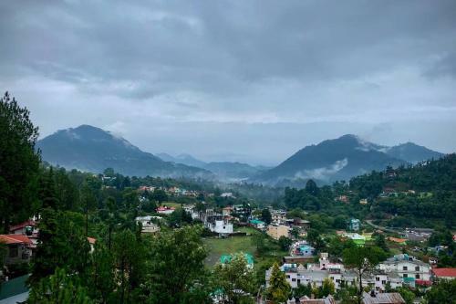Nature's Lap Homestay