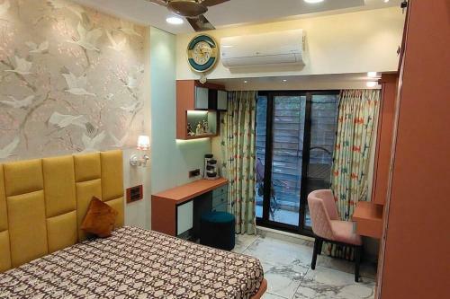 City Homes Crystal Apartment