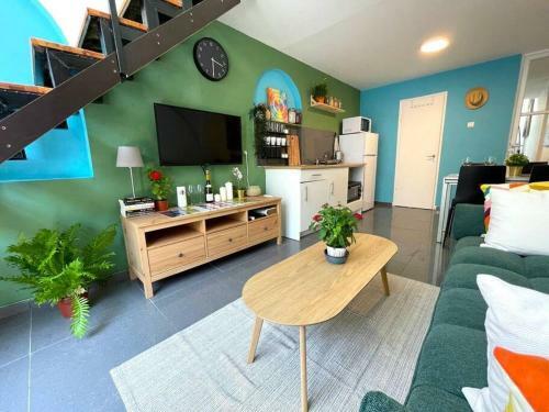 Apartamento Jaffa Cozy Loft - Beach Clock Tower  Market  Port