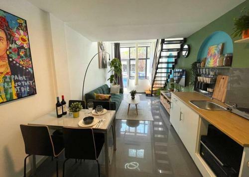 Apartamento Jaffa Cozy Loft - Beach Clock Tower  Market  Port