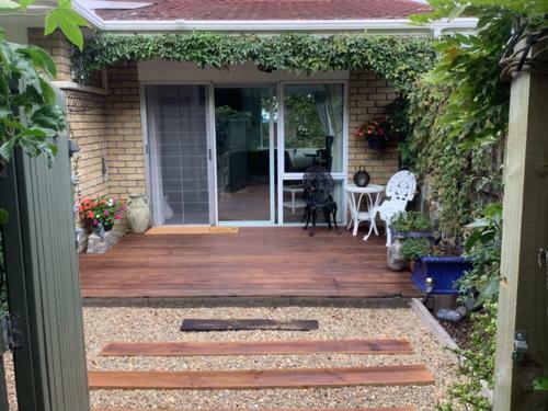 Hostal Country Feel But Close To Everything - Tauranga
