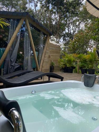 Glamping En Guatape Con Jacuzzy