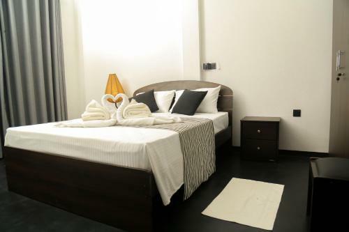 Hostal Black And White Unakuruwa