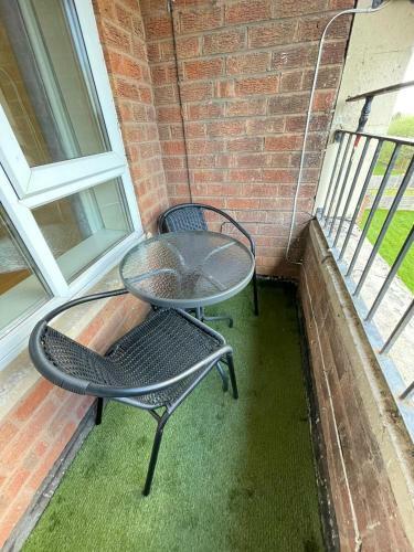 Longbridge Contractor Apartment