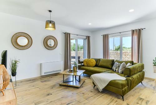 Luxury Villa With Pool,jacuzzi And Sauna/04