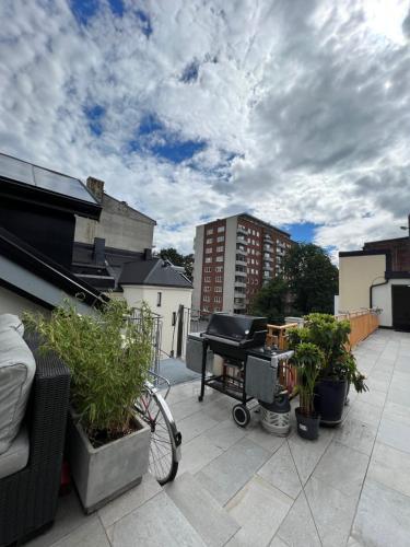 Apartamento Sentral Loftsleilighet Med Solfylt Utetplass