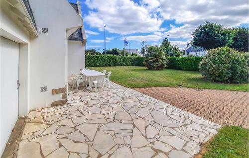 Awesome Home In B�nodet With 3 Bedrooms