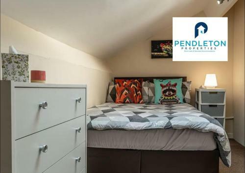 Spacious 4 Bedrooms/3 Bathroom Home In Chorley