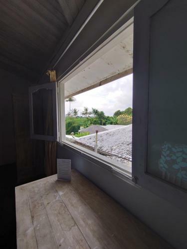 Hostal Room In A Nice Villa With Big Swimming Pool