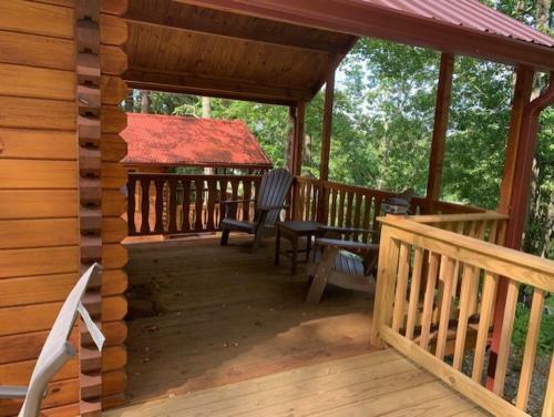 Brialee Deluxe Cabins