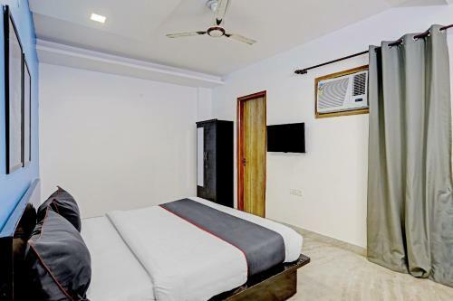 Hotel Collection O 81636 Baba's Inn