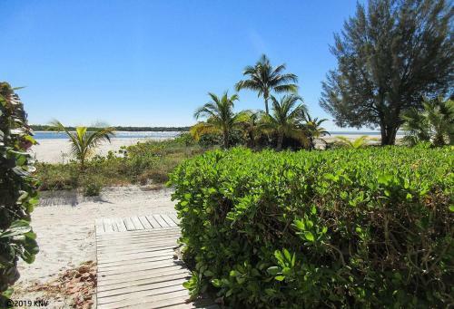 Apartamento Islands End 704 Condo