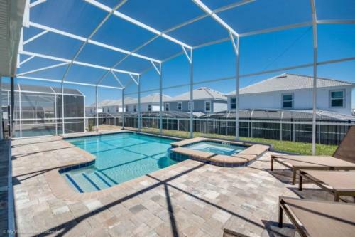 Magical Large Home W Private Pool Free Water Park