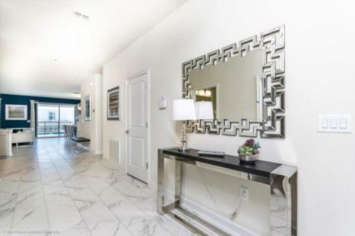 Magical Large Home W Private Pool Free Water Park