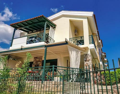 Seafront Privilege House Nikiti Beach