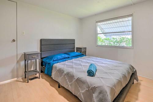 Cozy Zephyrhills Home With Large Yard And Deck!