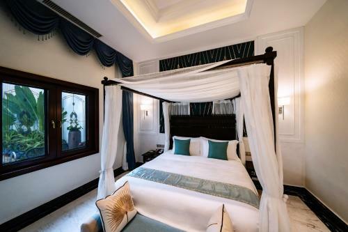 Mekong River Jing Land Hotel