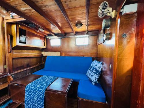 Caliria Wooden Boat