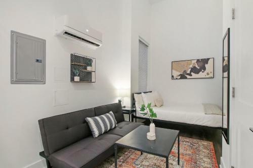 Apartamento Modern Minimalist Studio Home In Uptown