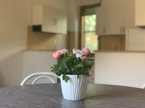 Le Castella Garden Apartment