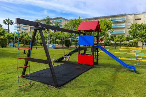 Apartamento Residencial Juncos 5 Planet Costa Dorada