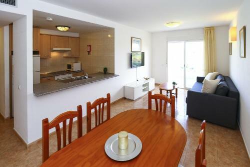 Apartamento Residencial Juncos 4 Planet Costa Dorada