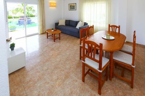 Apartamento Residencial Juncos 4 Planet Costa Dorada