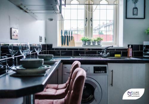 Apartamento ?cosy 4 Bed ?master Ensuite ?nr Park ?liverpool