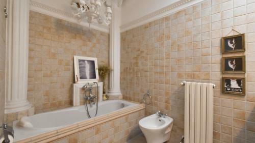 Apartamento La Corte Del Bassotto By Typney