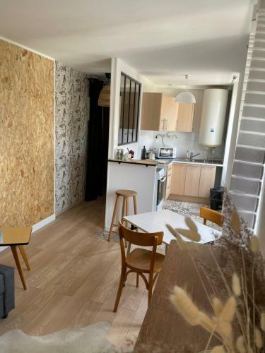 Apartamento La Cuv�e , Duplex � Gevrey Chambertin.
