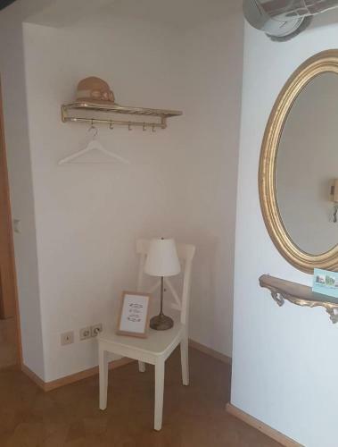 Apartamento Friedas Zimmer/ Friedas Ferienwohnung