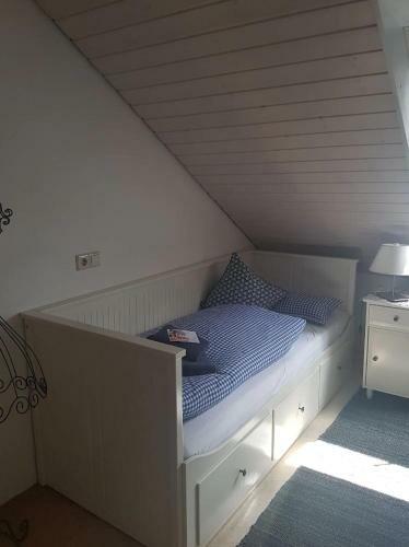 Apartamento Friedas Zimmer/ Friedas Ferienwohnung
