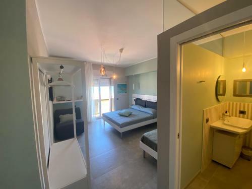 Hostal Oltremare Rooms