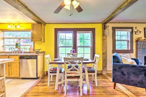 Charming Cottage Less Than 15 Mi To Downtown Asheville!