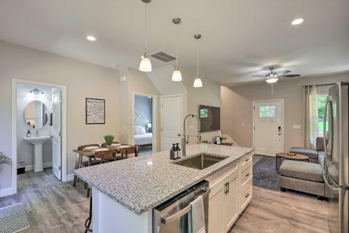 Gorgeous Asheville Home - 6 Mi To Downtown!