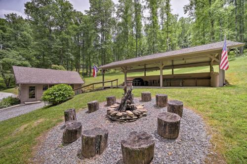 Gorgeous Home With Fireplace Less Than 6 Mi To Downtown