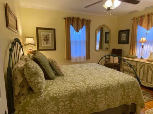Uptown Oasis Eclectic Cottage