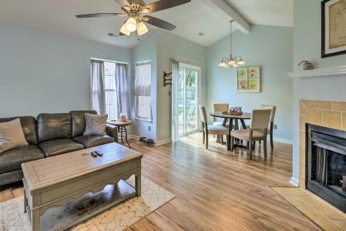 Lovely Jacksonville Home With Backyard And Patio!