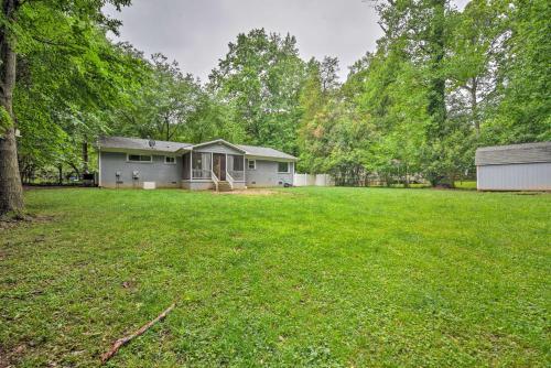 Charming Charlotte Cottage On A Half Acre!