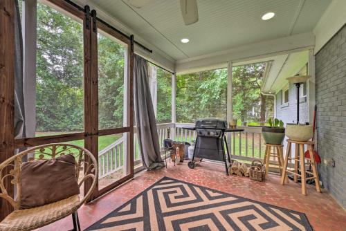 Charming Charlotte Cottage On A Half Acre!