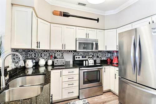Sp102n - Sister's Getaway
