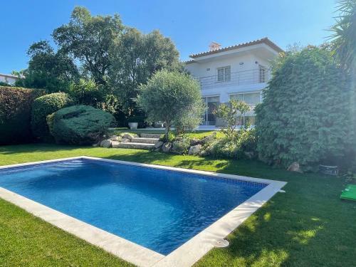 Villa Monturiol