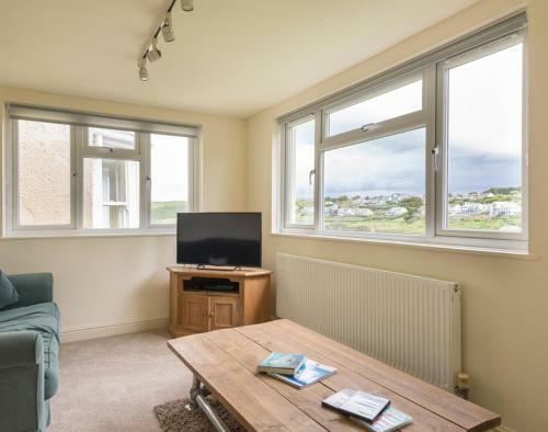 Pentire View 3