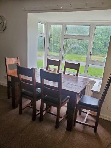 Two Bedroom Apartment In Beautiful Pembrokeshire!
