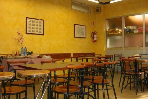 Azzano Holidays B&B